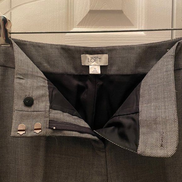 Ann Taylor Loft Women’s Grey Herringbone Fully Lined Pants Size 10 - Picture 3 of 11